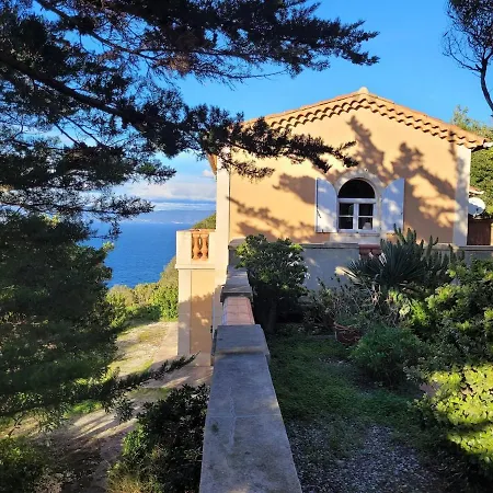 Holiday home Calypso Hyeres